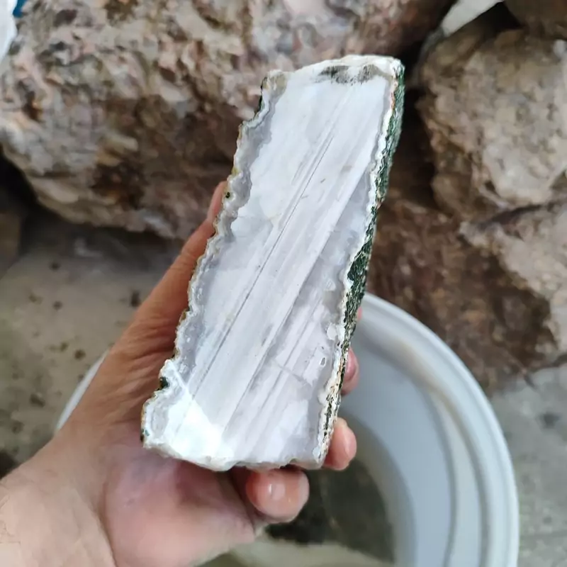 سنگ عقیق سلیمانی اکثرا درشت پک 8 کیلویی