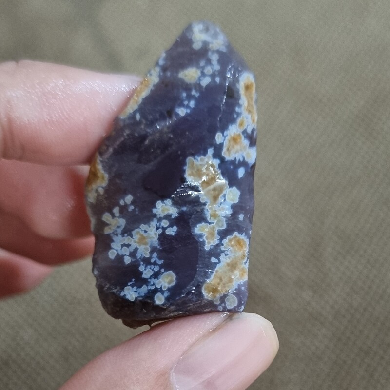 سنگ عقیق بنفش
