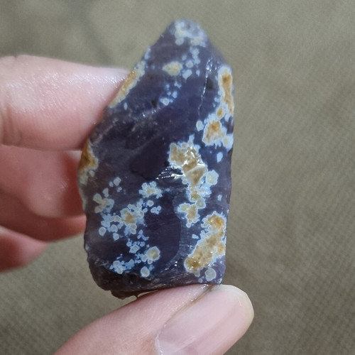 سنگ عقیق بنفش
