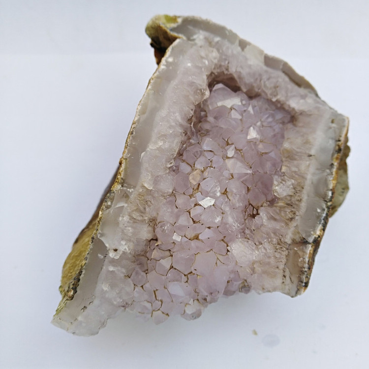 سنگ راف آمیتیست مدل AK074