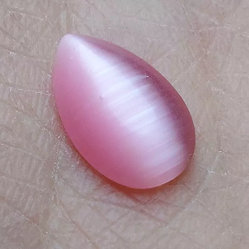 نگین چشم گربه یا عین الهر