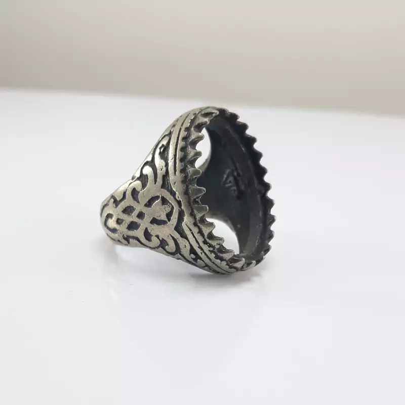 رکاب خالی انگشتر نقره عیارپایین سایز60 زیبا.