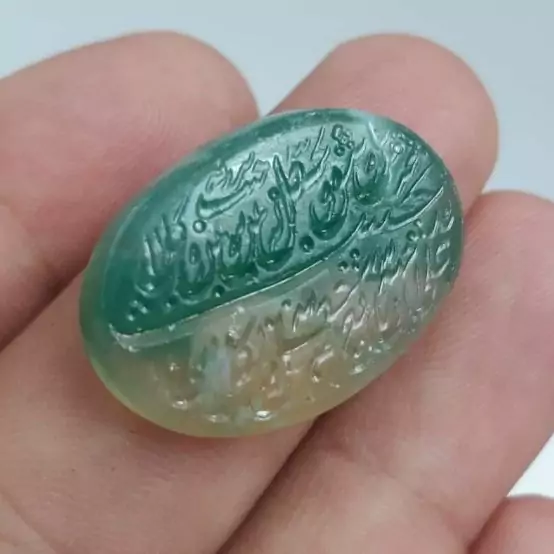 نگین عقیق خطی بکر و زیبا  به ضمانت معدنی بودن