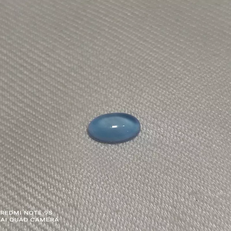 نگین عقیق آبی سایز کوچک تراش دامله خاص و با رنگ و کیفیت عالی در ابعاد 10 در 8  و وزن 2و 55 قیراط  بسیار زیبا و باکیفیت