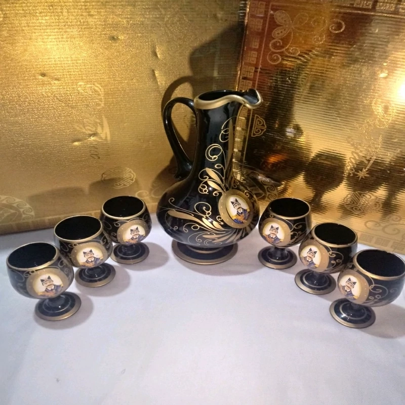 پارچ و لیوان شیشه ای قدیمی نو و استفاده نشده جهت دکور و غیره