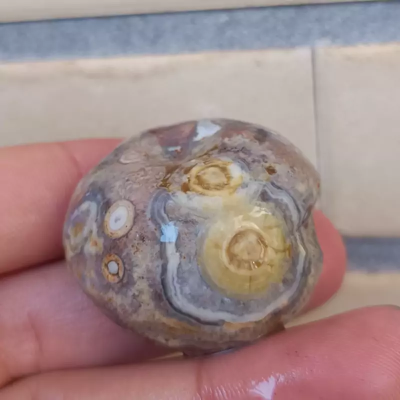 سنگ باباقوری چند چشم رنگی مژه دار درشت