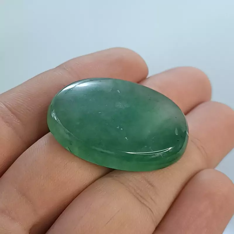 نگین عقیق سبز صد درصد معدنی با رنگ طبیعی