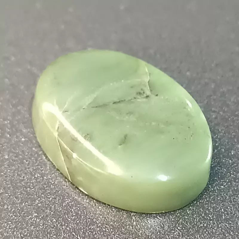 نگین یشم ناب تراش دست معدنی