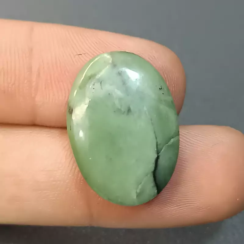 نگین یشم ناب معدنی