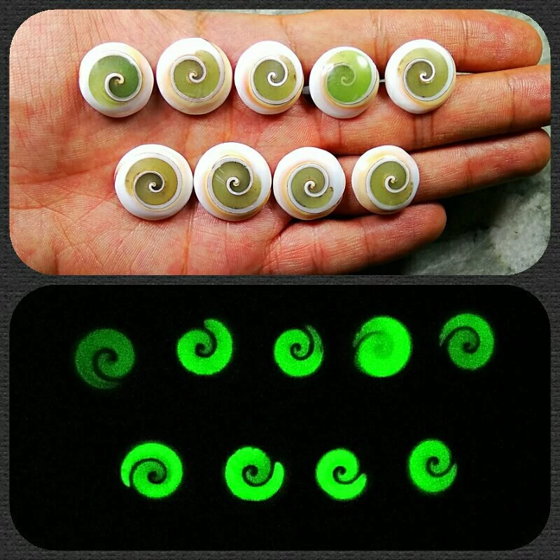 گوهر شب چراغ سبز