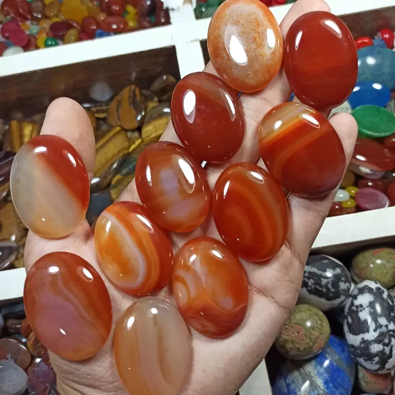 عقیق سرخ طرح دار
