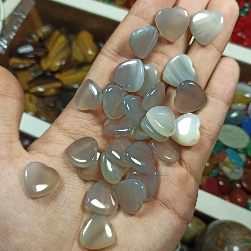 عقیق کبود تراش قلبی طبیعی