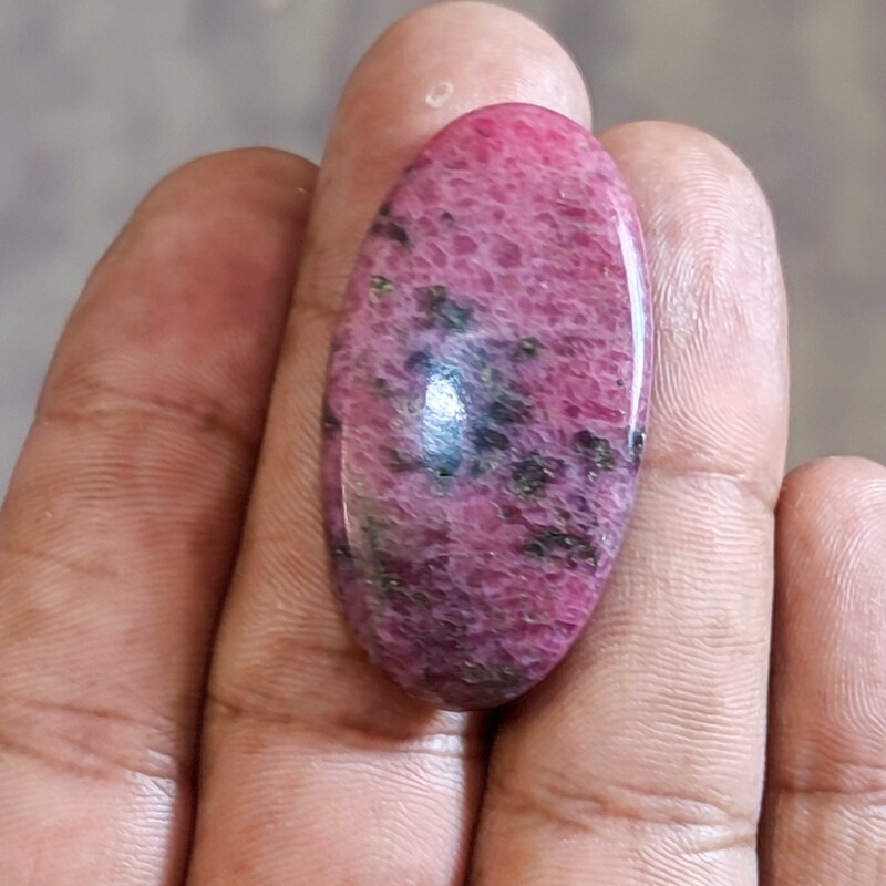 سنگ معدنی یودالیت کد4