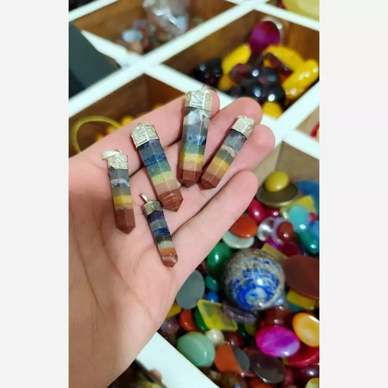 گردن آویز سنگ هفت سنگ