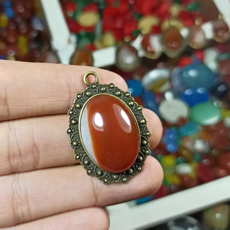 عقیق مدالی