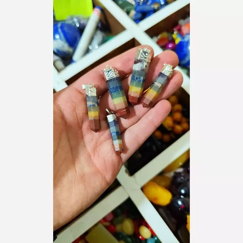 گردن آویز  معدنی