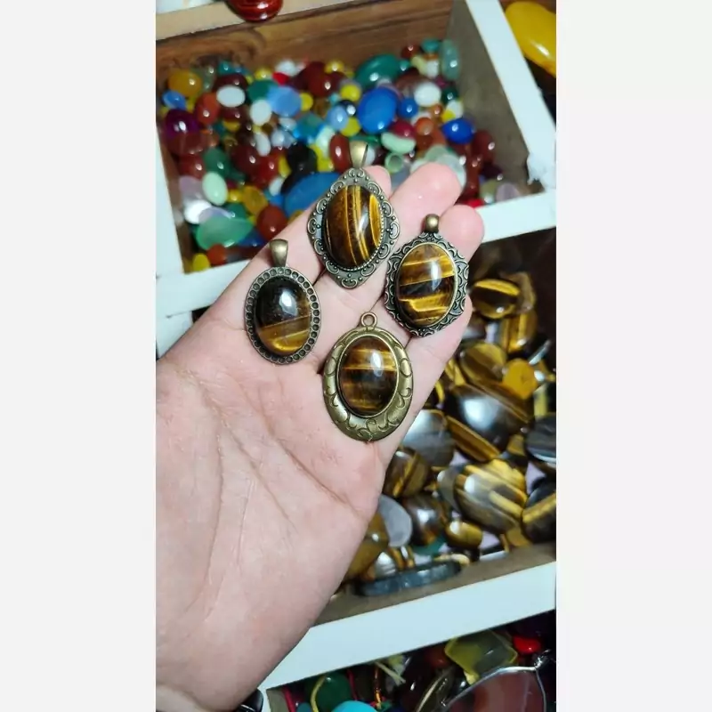 گردن آویز چشم ببر تایگر