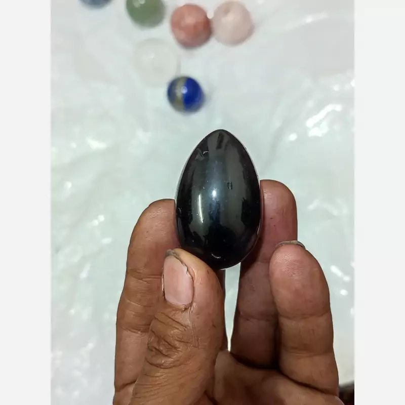 گوی معدنی اونیکس یا شبح