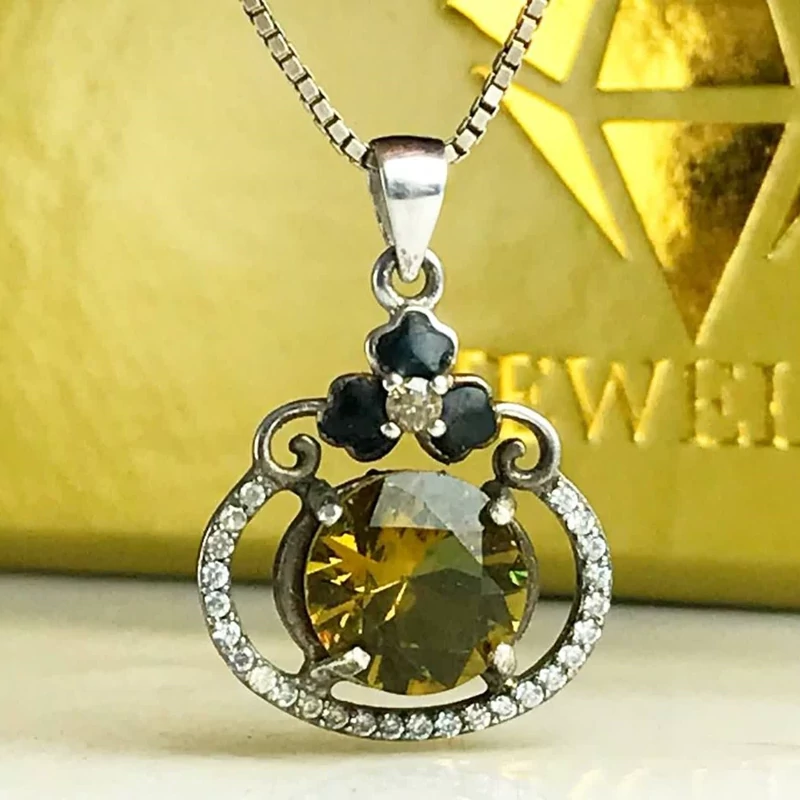 گردنبند توگردنی الکساندریت زولتانایت       عیار نقره 925ارسا رایگان