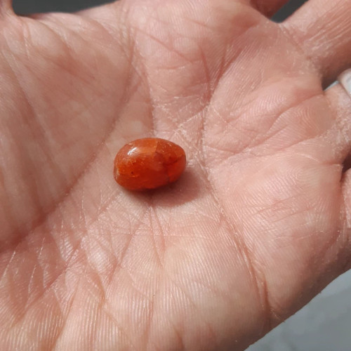 مهره سنگ کهربا اصل سوراخ دار