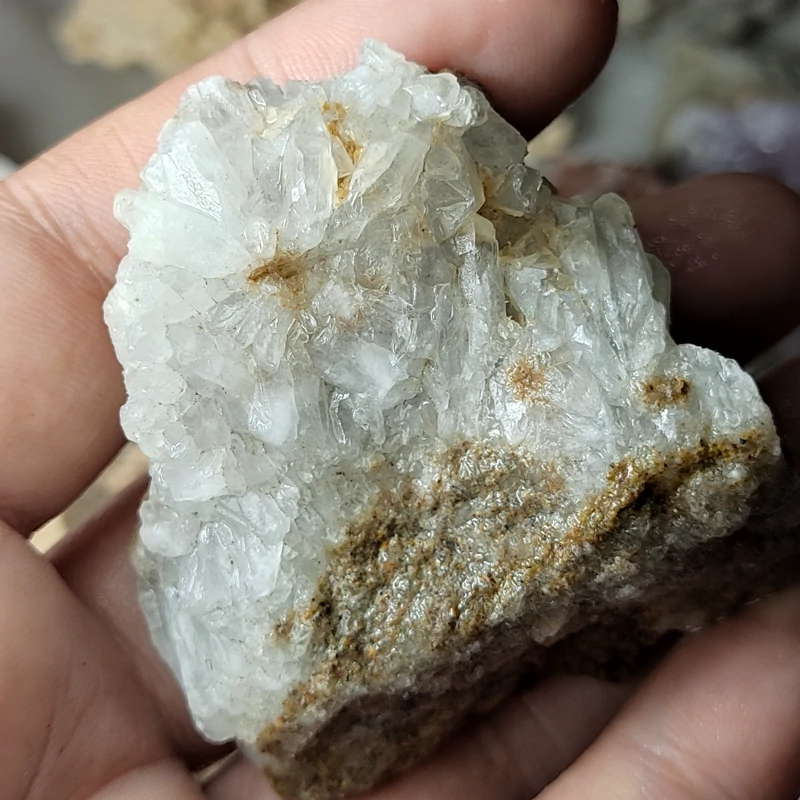 سنگ طبیعی کوارتز سفید پر بلور مناسب دکوراسیون و ....