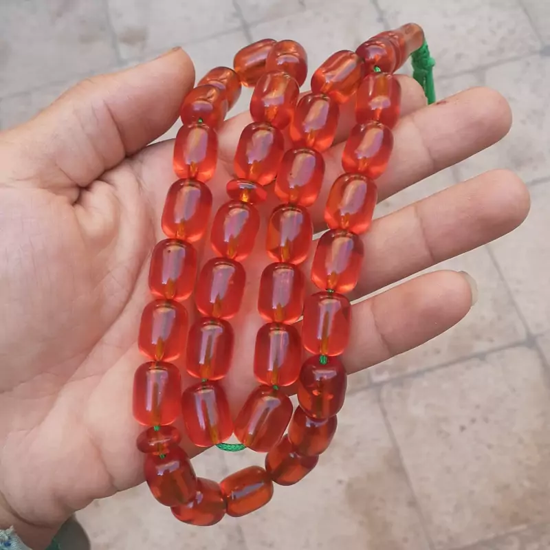 تسبیح سندلوس آلمانی معطر نسوز خوشدست و روان خوشرنگ وبی همتا خوش صدا کارتک ونایاب کلکسیونی تضمینی