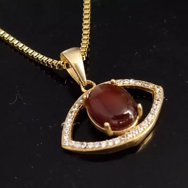 گردنبند چشم نگین عقیق