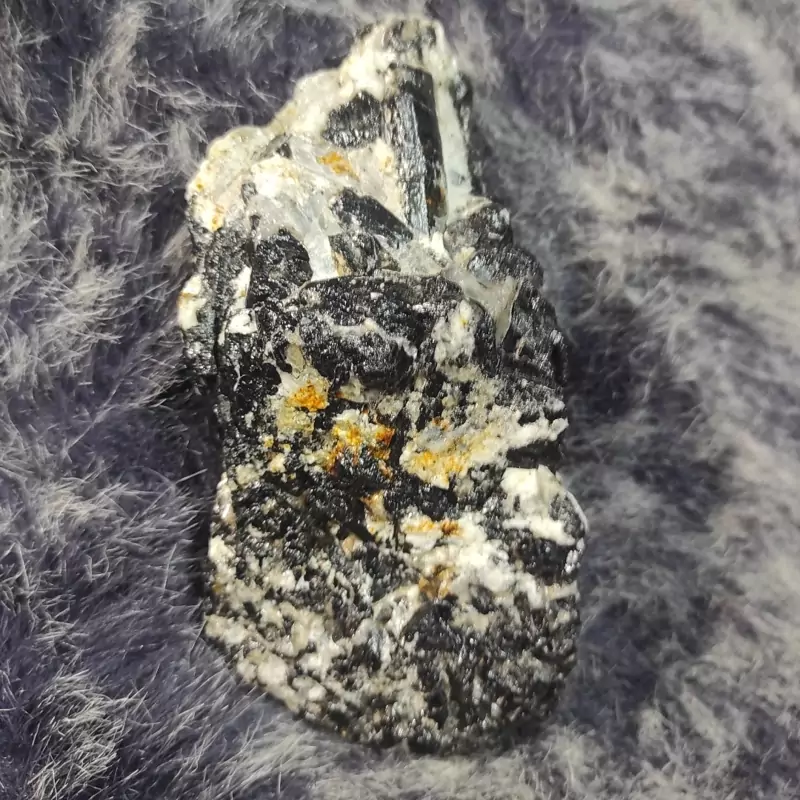 سنگ راف تورمالین سیاه کدT121