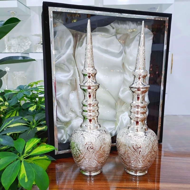 تنگ شاخدار قلمزنی نقره نما اثر هنری استاد زارعی در طرح گل و مرغ به همراه باکس هدیه نفیس(مستقیم از تولیدی)