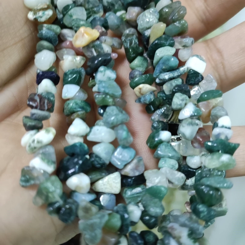 مهره عقیق خزه ای اصل معدنی دفرمه طبیعی