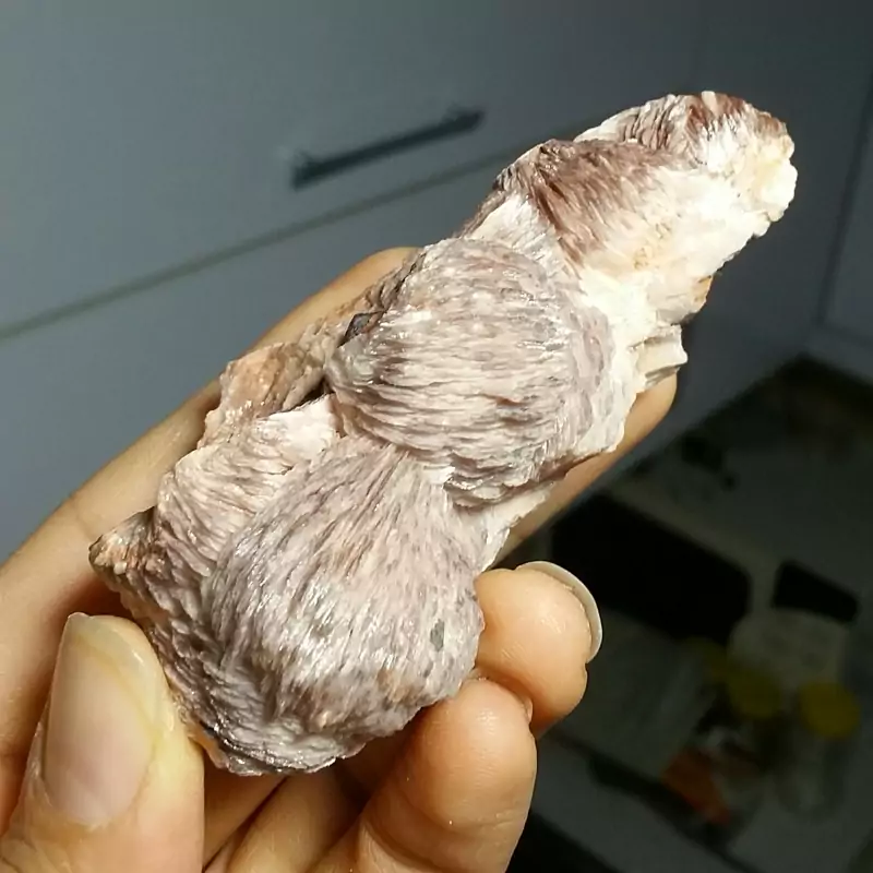 نمونه فوق کلکسیونی سنگ باریت صد در صد طبیعی نمونه ای بسیار خاص و زیبا مختص دکور و کلکسیون 13478