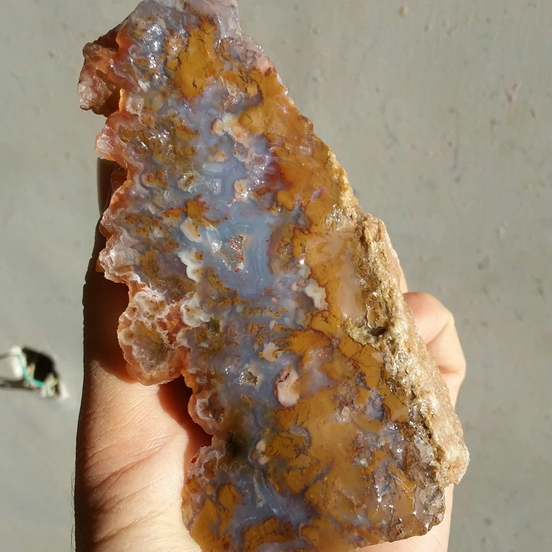 سنگ راف عقیق منظره پاییزی شعله ای محشر شاهکار خلقت دیدنی کاملا طبیعی تصویر از دو جهت نمونه با قابلیت ساخت چند نگین محشر