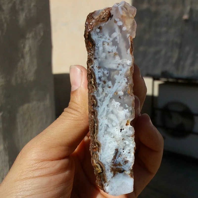 سنگ راف عقیق رتایل فالوده ای درشت 100 در 100 طبیعی شاهکار خلقت بی نظیر با قابلیت ساخت چندین نگین دیدنی کد 10020