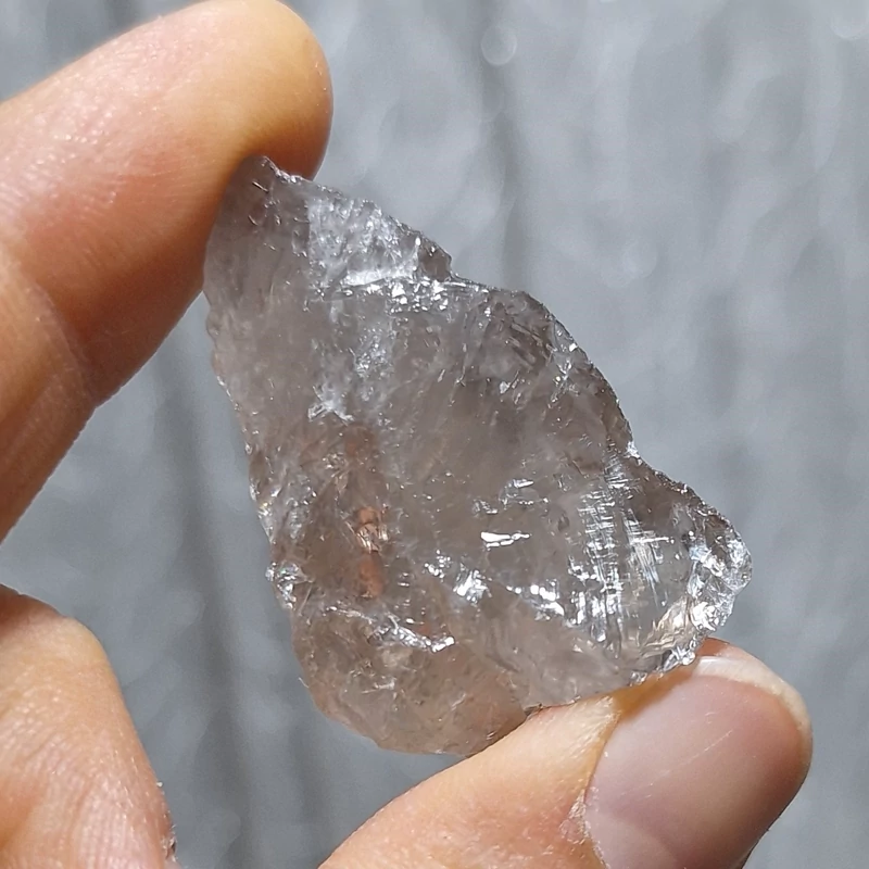 کوارتز اسموکی کوارتز دودی سنگ خام کوارتز اسموکی پر انرژی کد 26745