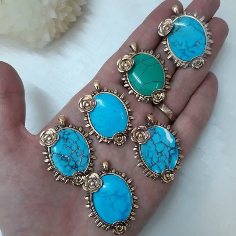 گردنبند طلا روسی نگین طرح فیروزه به همراه زنجیر استیل رایگان