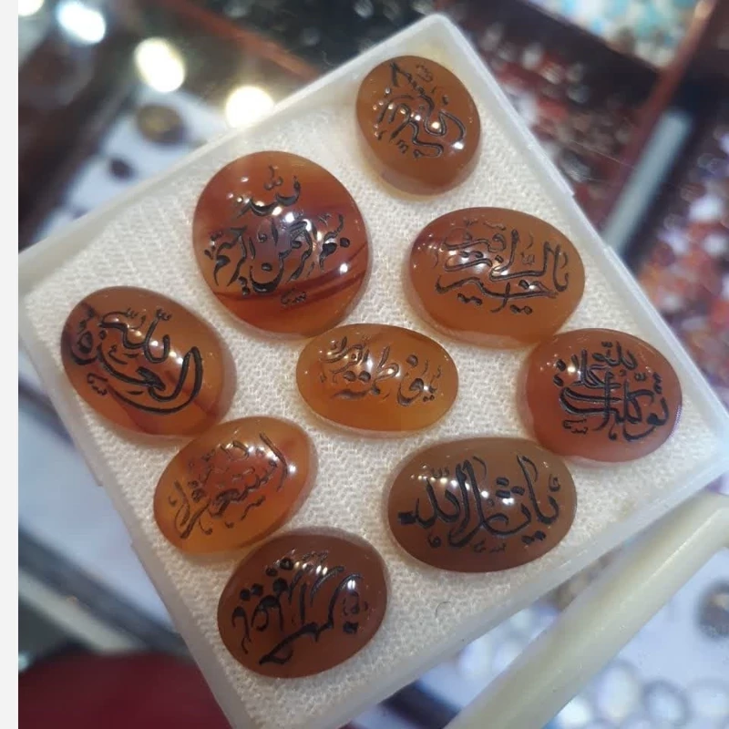 نگین عقیق یمنی خطی با حکاکی دلخواه شما