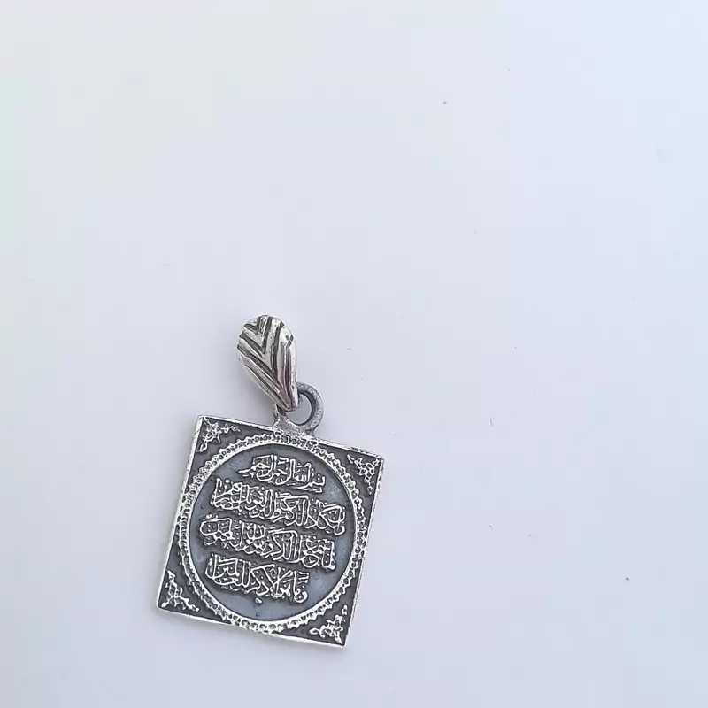گردنبند زنانه نقره 925 عیار ون یکاد طراحی خاص