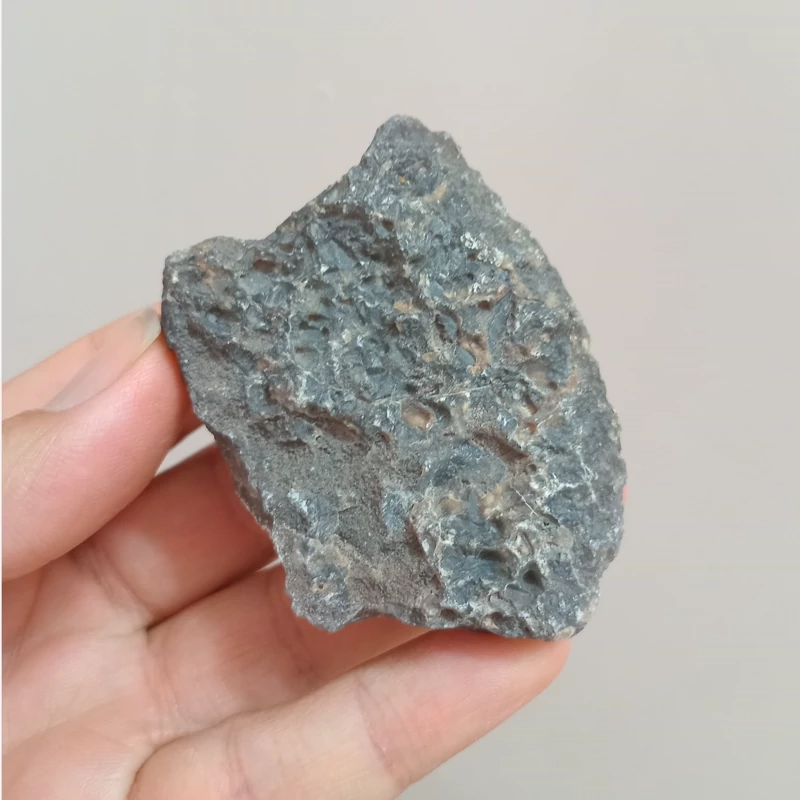 سنگ راف عقیق مشکی سیاه اونیکس معدنی c2