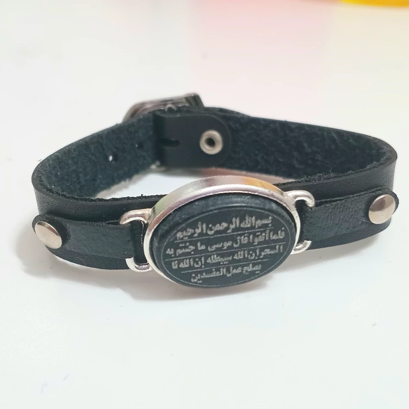 دستبند چرم سنگ حرز عباس آباد حکاکی دعای قال موسی