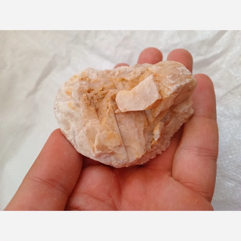 سنگ راف بلور کلسیت زیبا کلکسیونی e4