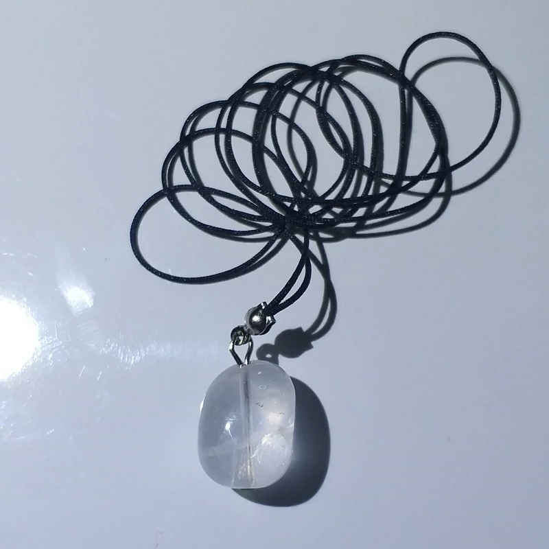 گردنبند سنگ کریستال کوارتز اصل و معدنی با کیفیت،فرکانس و قیمت عالی،(6گرم)،(کدA5001)