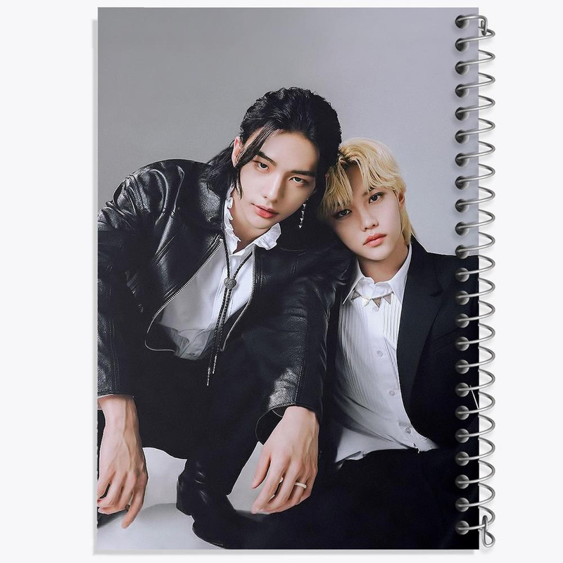دفتر نت موسیقی 50 برگ خندالو مدل هیونجین و فلیکس گروه استری کیدز Stray Kids کد 11868