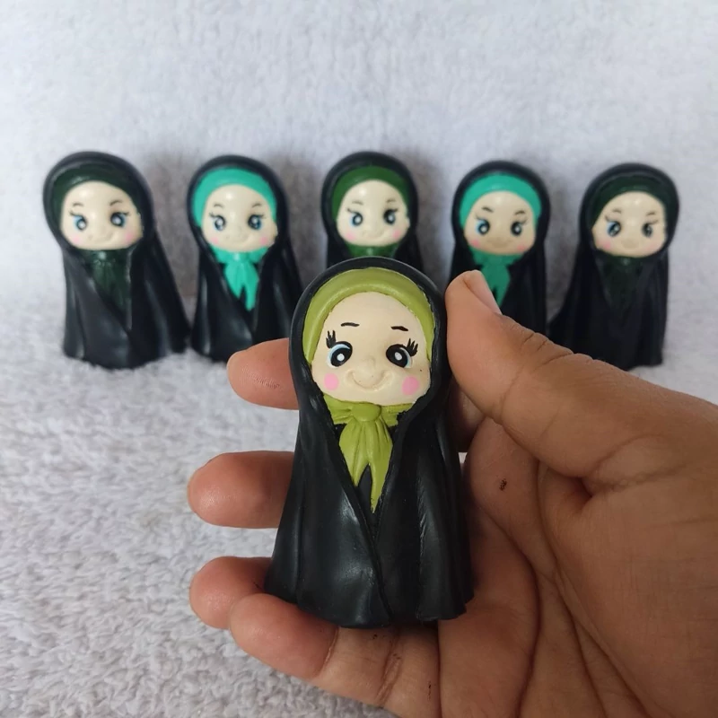 یک عدد مجسمه دختر با حجاب ، دختر چادری،مجسمه دختر مسلمان،مجسمه نماد جشن تکلیف ، مجسمه دختر چادری ، دختر محجبه ، مذهبی