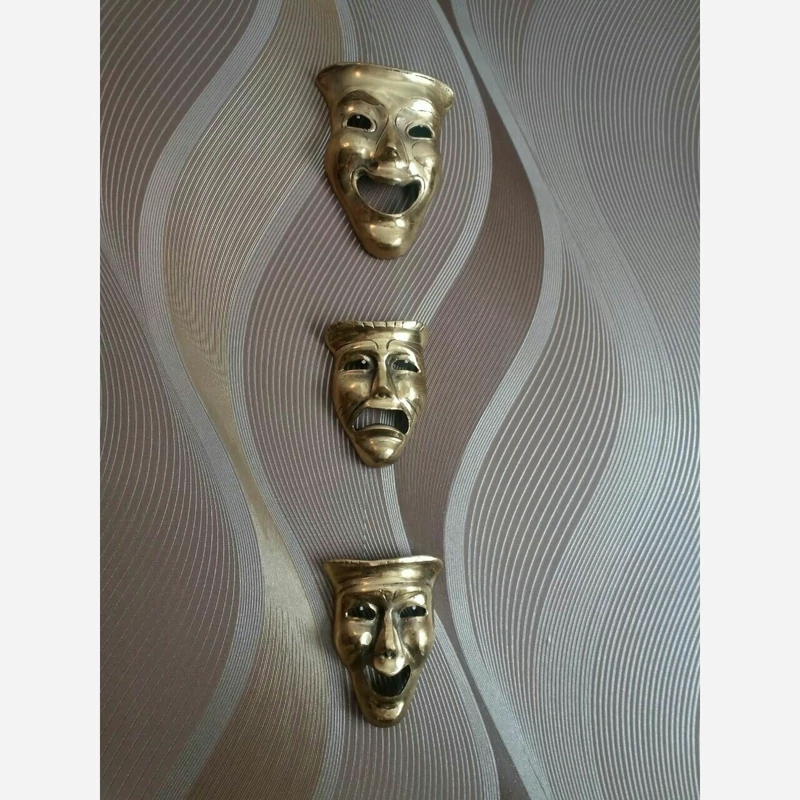 صورتک خندان گریان برنجی صورت خنده گریه برنزی  اکسسوری برنز دیوارکوب بالماسکه