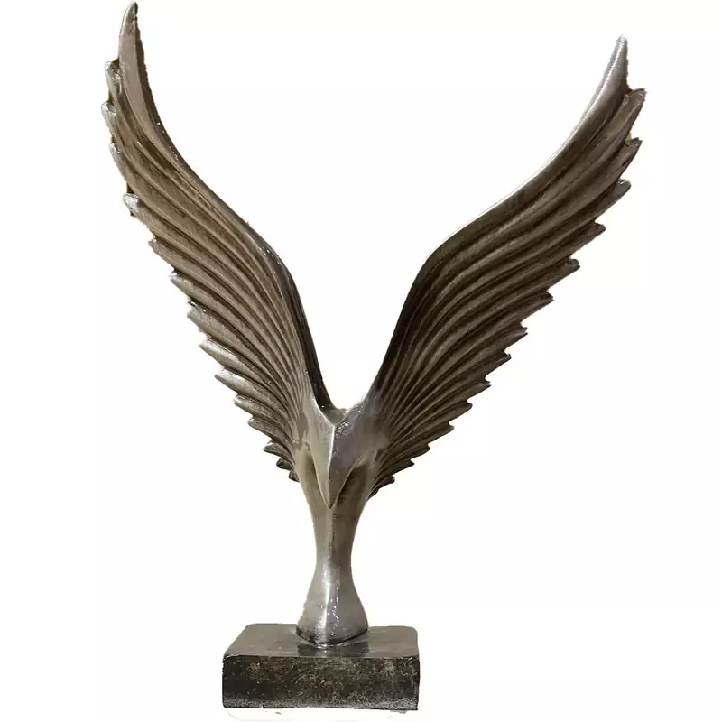 مجسمه طرح عقاب
