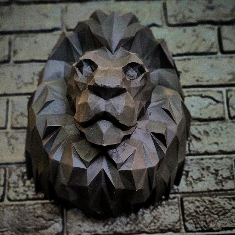 مجسمه دیوارکوب شیر گرافیکی