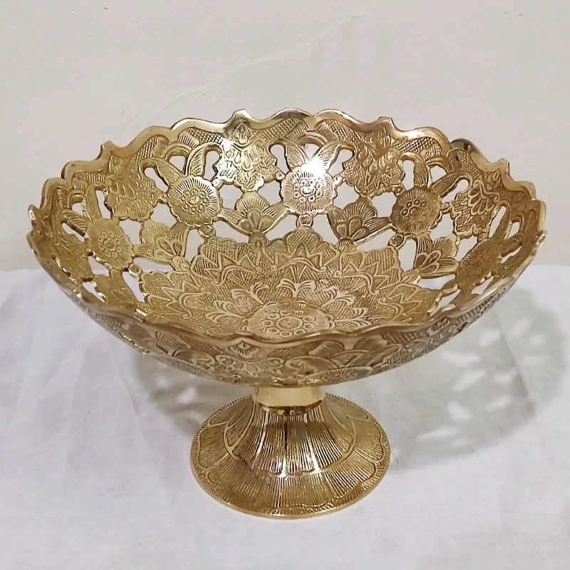میوه خوری برنجی هندی قطر 28 مدل مشبک با سطح کیفیتی درجه یک بسیار زیبا و مناسب استفاده دائم و قابل شستشو بدون تغییر رنگ