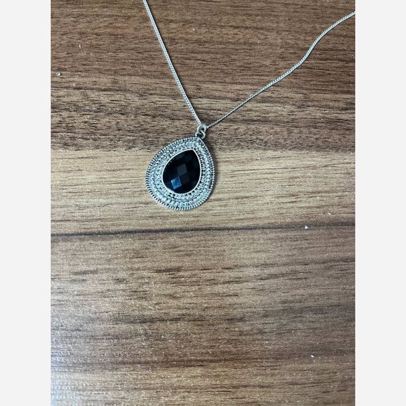 زنجیر و پلاک سنگ مشکی