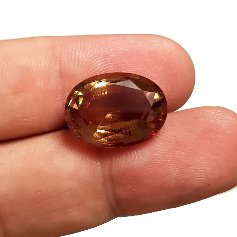 زولتانایت سنتتیک رنگ متغیر نسبت به نور محیط (کالرچنج) تراش فست کد 836