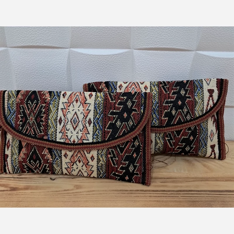 کیف پول سنتی گلیمی جاجیم بسته دو عددی زنانه زیبا قیمت مناسب سبک با کیفیت دستباف جادار و پر فروش در طرح های مختلف و جذاب